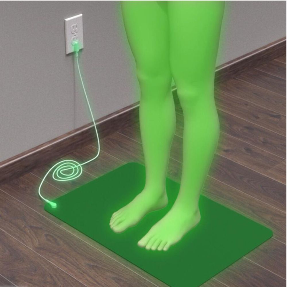 Nolora | Grounding Mat for Bed — Conductive Bedding-Compatible Surface Design