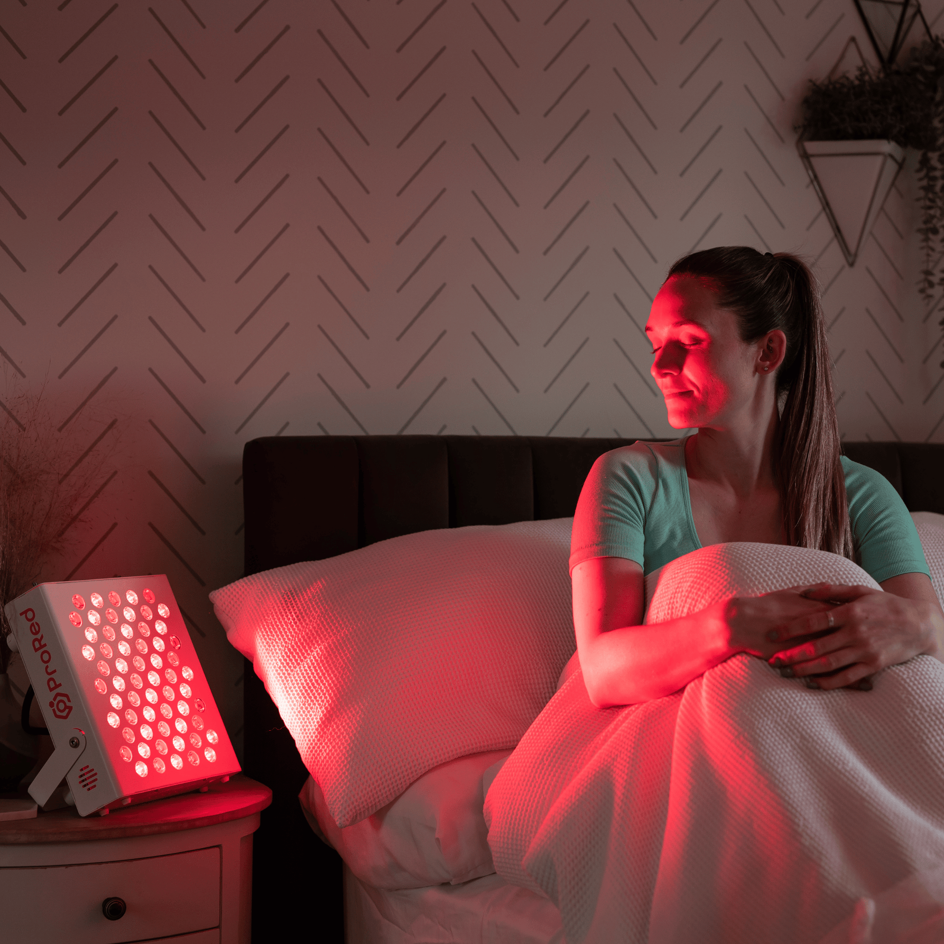 Auryn | Red Light Therapy Panel — Dual-Lens LED Technology for Home Use 6