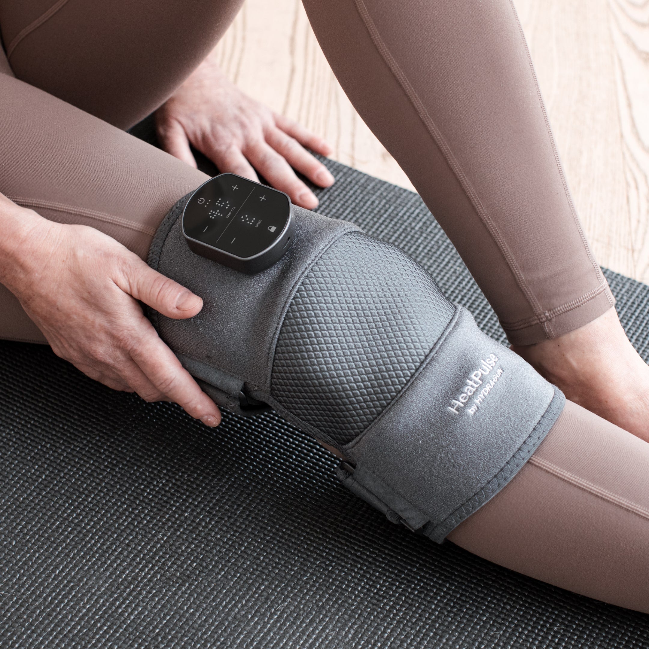 Lumexa | Knee Massage Machine — Heated Vibrative Pulse Technology Portable Device 7