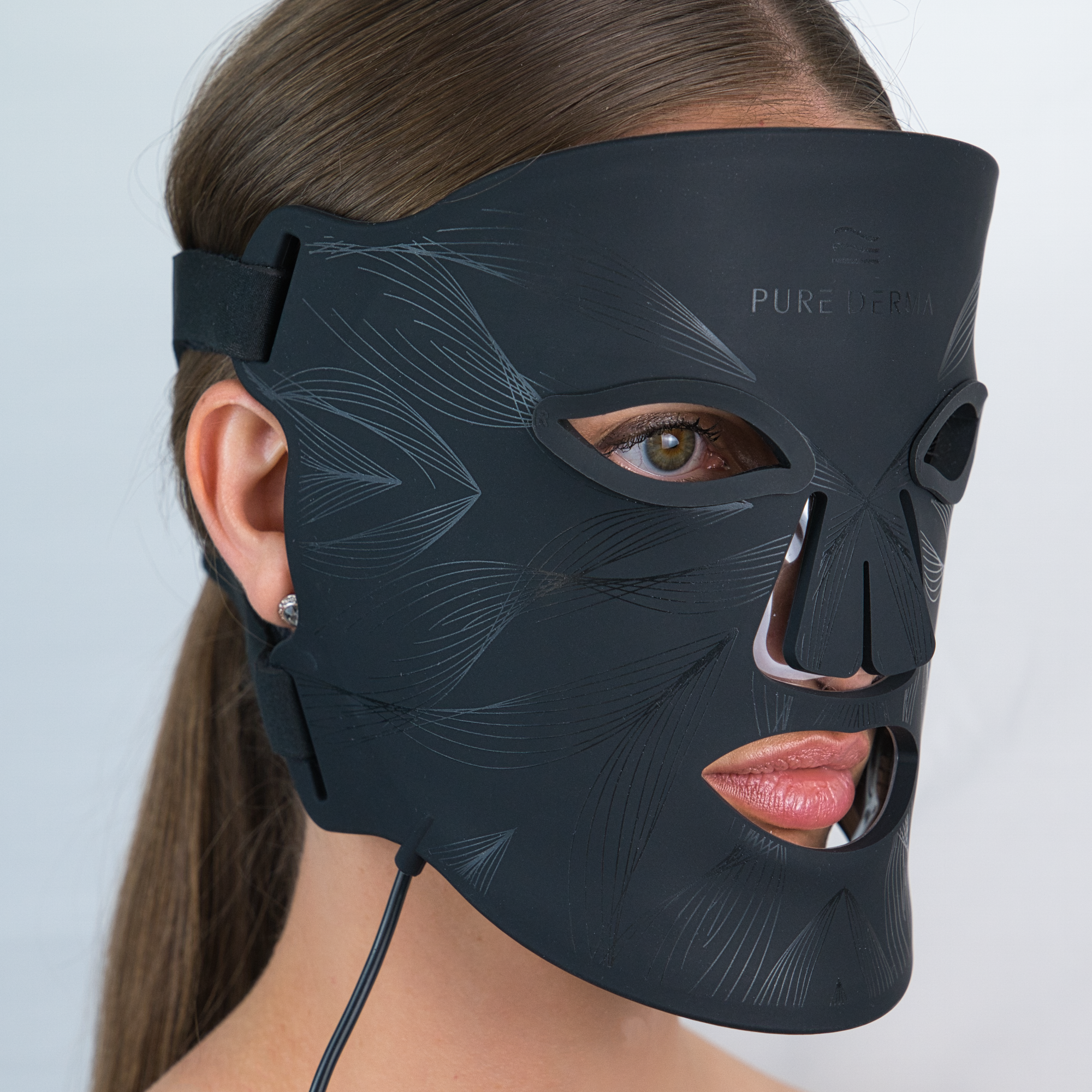 Solara | LED Face Mask — Multi-Wavelength Light Therapy Device for Home Use 2