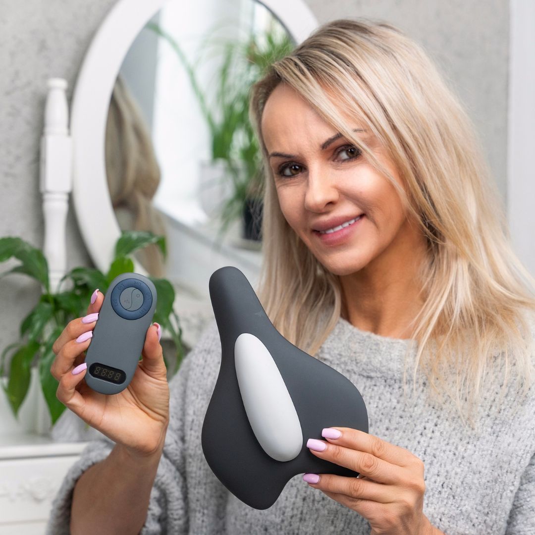 Velari | Pelvic Floor Trainer — Rechargeable Ergonomic Muscle Stimulation Device 3