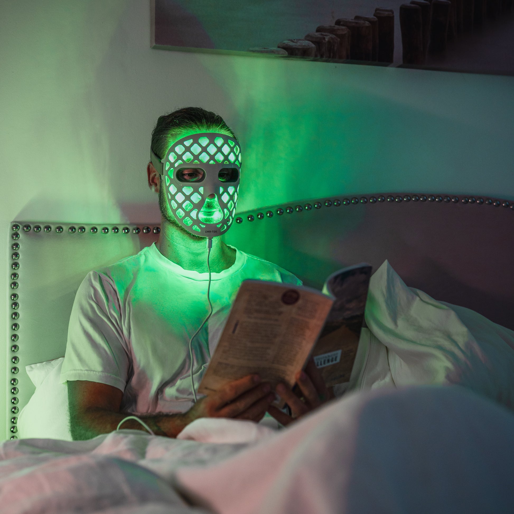 Zephira | LED Face Mask — 4 Wavelength Zero-Contact Design for Skincare 4