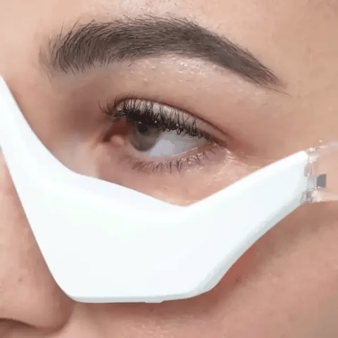 Zephira | Under-Eye LED Device — 630nm Micro-Current Portable Technology 5